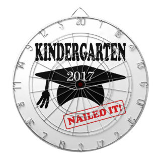 Kindergarten 2017 nagelte es dartscheibe