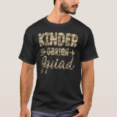 Kindergarten Camo teacher Welcome Back To School T T-Shirt (Vorderseite)