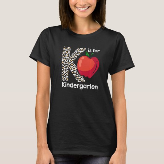 Kindergarten Cute Leopard K Is For Kindergarten Te T-Shirt (Vorderseite)