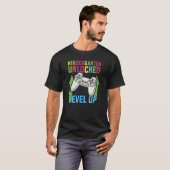 Kindergarten Entsperrt Level Up T-Shirt (Vorne ganz)