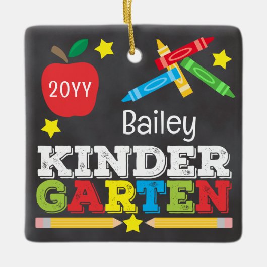 Kindergarten Keepake Chalkboard Farbenfrohe Kinder Keramikornament (Vorderseite)