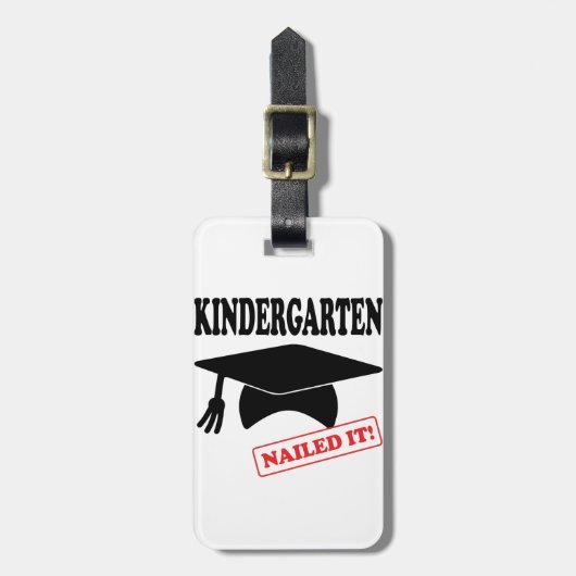 Kindergarten Nails Gepäckanhänger (Vorderseite vertikal)
