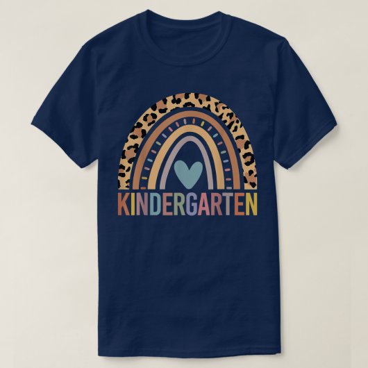 Kindergarten Rainbow Girls Boys Teacher Team Kinde T-Shirt (Design vorne)