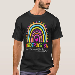 Kindergarten-Regenbogenlehrer willkommen zurück in T-Shirt
