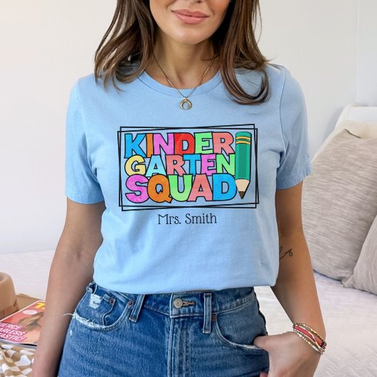 Kindergarten Squad Personalisiert Teacher T-Shirt