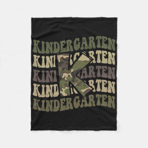 Kindergarten-Tarnung-Tarnung-Junge-Lehrer-Ck-zur-S Fleecedecke