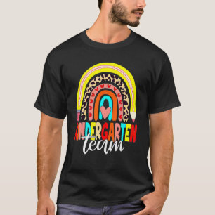 Kindergarten Team Regenbogen Kinder zurück in die T-Shirt