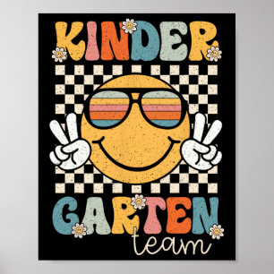 Kindergarten-Team Retro Vintage Zurück zur Schule  Poster