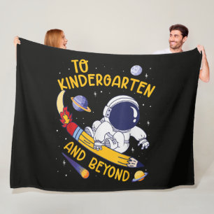 Kindergarten und darüber hinaus Astronaut Zurück z Fleecedecke