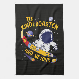 Kindergarten und darüber hinaus Astronaut Zurück z Geschirrtuch