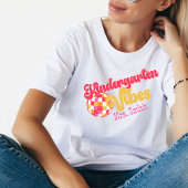 Kindergarten Vibes Individuelle Name Tshirt