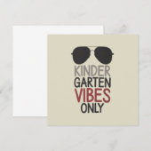 Kindergarten Vibes nur zurück zur Schule Einladung (Vorne/Hinten)
