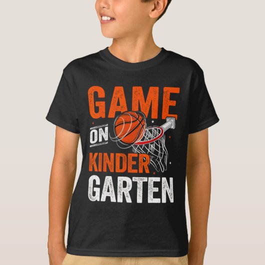 Kindergartenbasketball - Spaß am ersten Tag T-Shirt (Vorderseite)