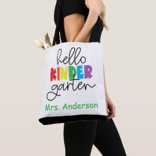 Kindergartenlehrer, Zurück zur Schultasche Tasche