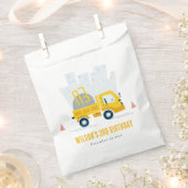 Kindergeburtstag eines Zugfahrzeugs Geschenktütchen (Ausgeschnitten)