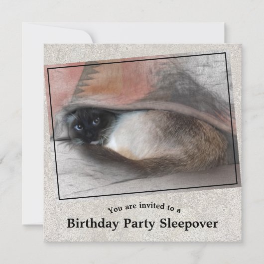 Kindergewohntes Geburtstag Siam Kitten Sleepover Einladung (Vorderseite)