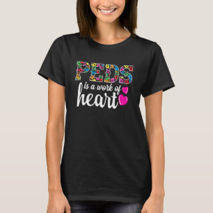 Kinderkrankenschwester RN - PEDS Ist Eine Herzensa T-Shirt