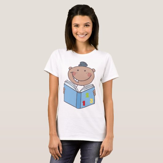 Kinderlesen eines Mathematikbuchs T-Shirt (Vorne ganz)