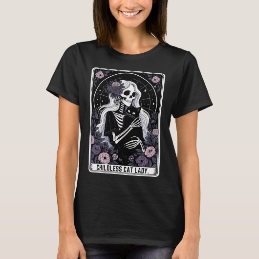 Kinderlose Katze Lady Niedlich Gothic Skeleton Tar T-Shirt (Vorderseite)