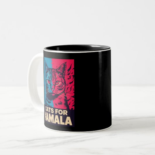 Kinderlose Katze Lady wählt Kamala Harris 2024 Zweifarbige Tasse (Vorderseite Links)
