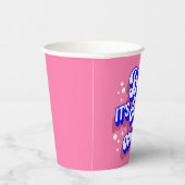 Kindermädchen, kalt draußen im Winter. Pappbecher (Rechts)