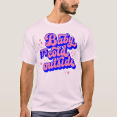 Kindermädchen, kalt draußen im Winter. T-Shirt (Vorderseite)