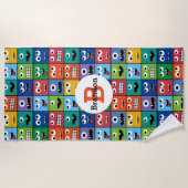 Kindermonster-Gesichtsmuster farbige Monogramm-Boy Strandtuch (Vorderseite)