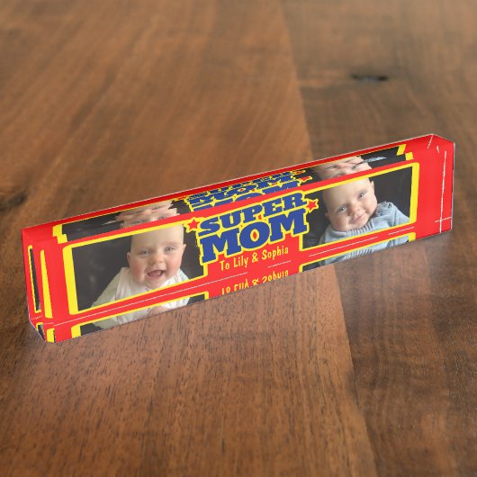 Kindername und Schreibtischplatte der Super Mama Namensplakette (Seite)