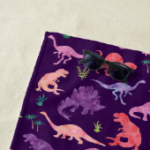 Kinderpersonalisierter Dinosaurierwatercolor-lila Strandtuch (Beispiel)