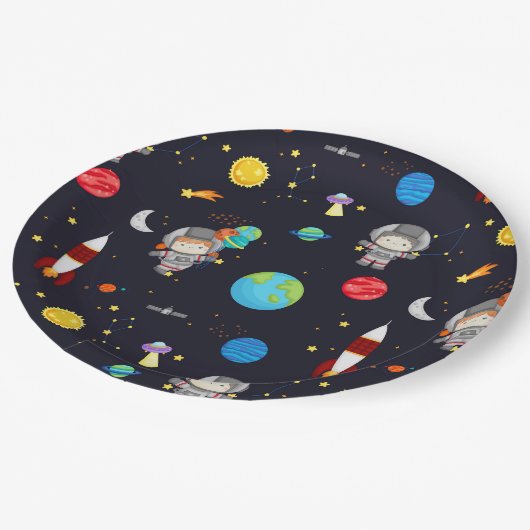 Kinderraumdesign-Muster Pappteller (Schrägansicht)