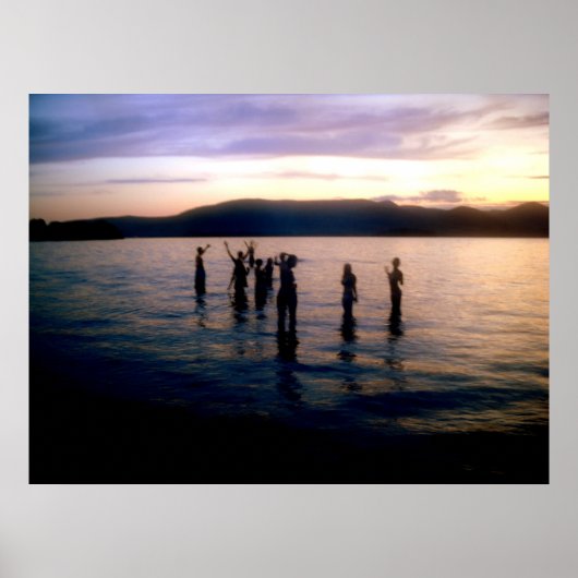 Kinderschwimmbad bei Sonnenuntergang Poster (Vorne)