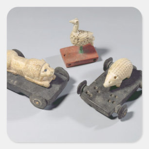 Kinderspielzeug: Igel, Löwe und Taube, Su Quadratischer Aufkleber