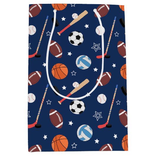 Kindersportgeräte-Muster auf Blue Birthday Mittlere Geschenktüte (Vorderseite)