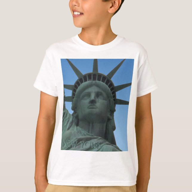 Kinderstatue des New Yorker Shirts der Freiheitssü (Vorderseite)