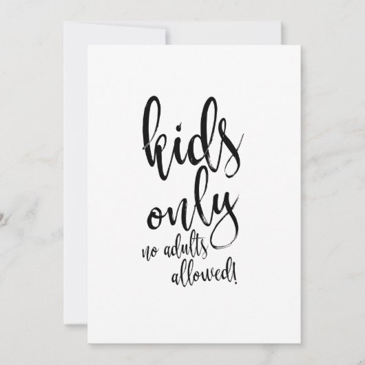 Kindertabellkalligraphie Erschwingliches Hochzeits Einladung (Vorderseite)