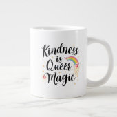 Kindness Is Queer Magic Rainbow Quote LGBTQ+ Jumbo-Tasse (Rechts)