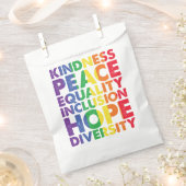 Kindness Peace Equality Liebe Inclusion Hope LGBT Geschenktütchen (Ausgeschnitten)