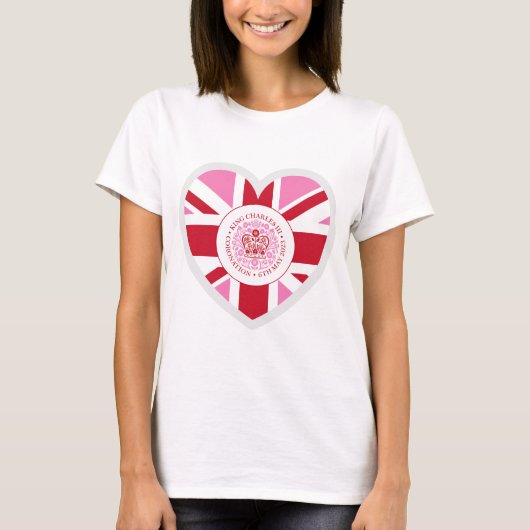 King Charles III Coronation Emblem Red Logo T-Shirt (Vorderseite)