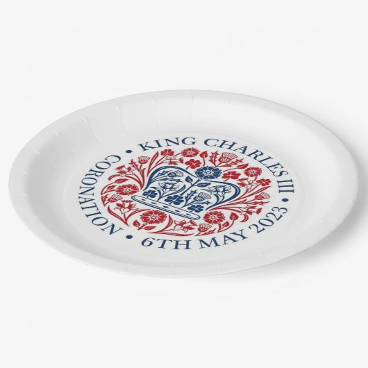 King Charles III Coronation Logo Pappteller (Schrägansicht)