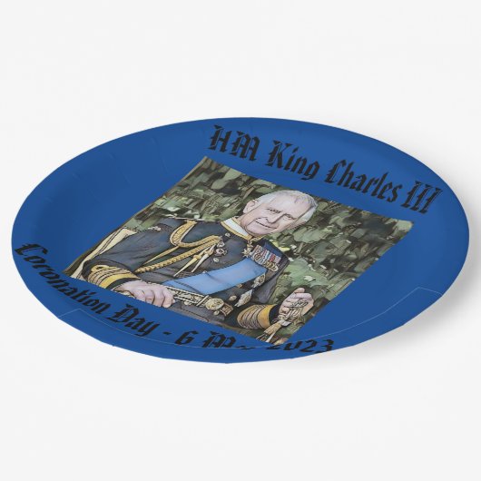 King Charles III Coronation Pappteller (Schrägansicht)
