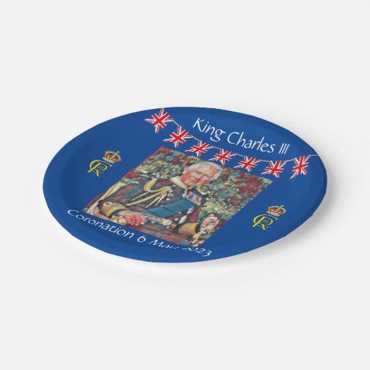 King Charles III Coronation Pappteller (Schrägansicht)
