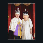 King Charles Queen Camilla Buckingham Palace Postkarte<br><div class="desc">King Charles III und Queen Camilla Porträt im Buckingham Palace</div>