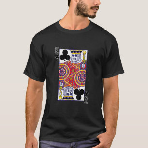 King of Clubs Kartenspielen zu Halloween-Kosten im T-Shirt