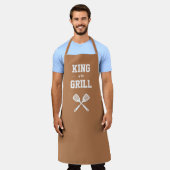 King of the Grill Funny Light Brown Grilling Schürze (Getragen)