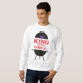 King of the Grill, Lila schwarze Krone, rot Sweatshirt (Vorne ganz)