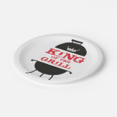 King of the Grill, Schwarz-weiß Crown Red Pappteller (Schrägansicht)