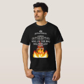King of the GRILLEN Funny Zitat Individuelle Name  T-Shirt (Vorne ganz)