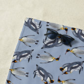 King Penguin Frenzy Swim Handtuch (blau) (Beispiel)