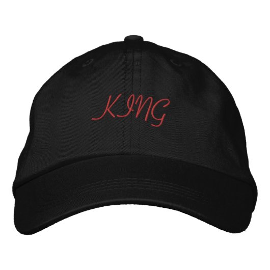 King Printed Text Name Geschenke deinem Liebsten S Bestickte Baseballkappe (Vorderseite)