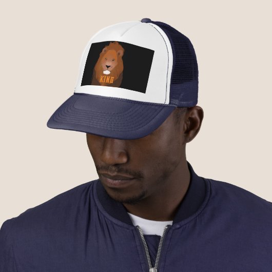 KING-Text mit Löwenabdruck Stilvoll gedruckt Truckerkappe (Beispiel)